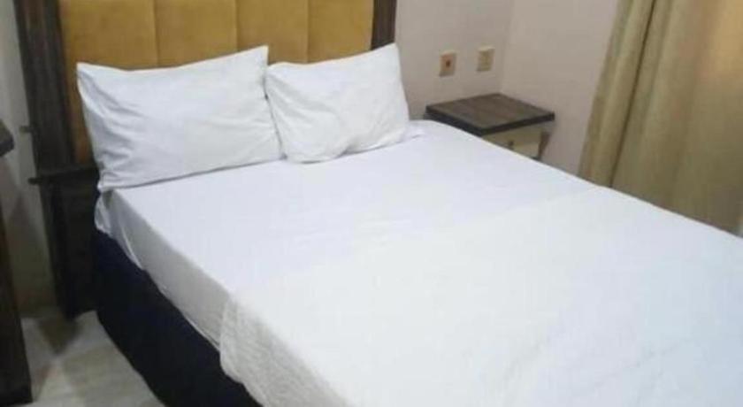 Afri Hotel Абуджа Экстерьер фото